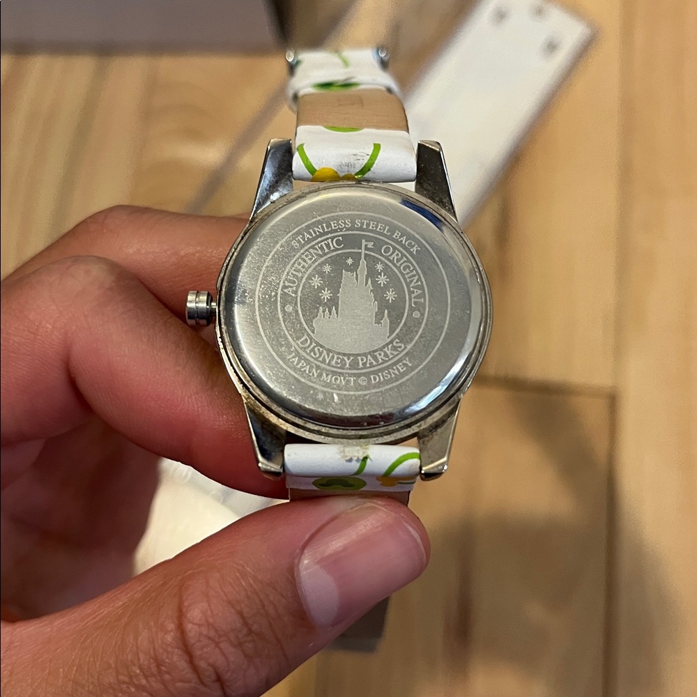 Disney Watch - Picture 11 of 11